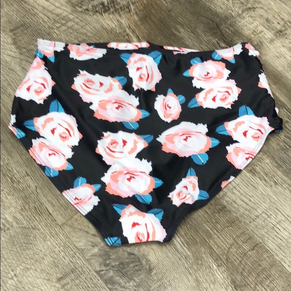 Swim bottoms bathing suit rose floral Nwt - Picture 4 of 4